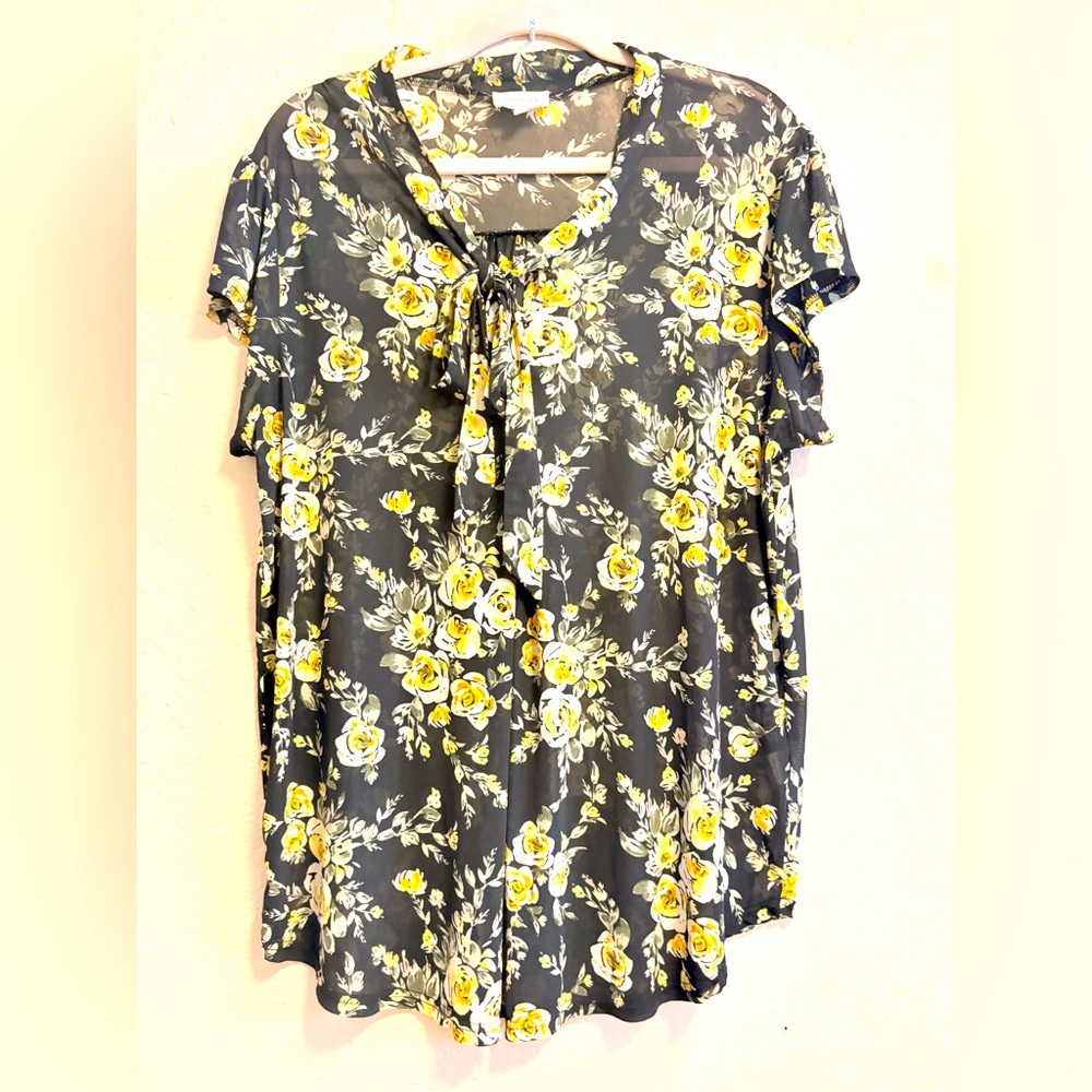 SIREN LILY Plus Sz 2x Semi Sheer Mesh-Knit Black Floral Cap Sleeves Bow Tie Neck